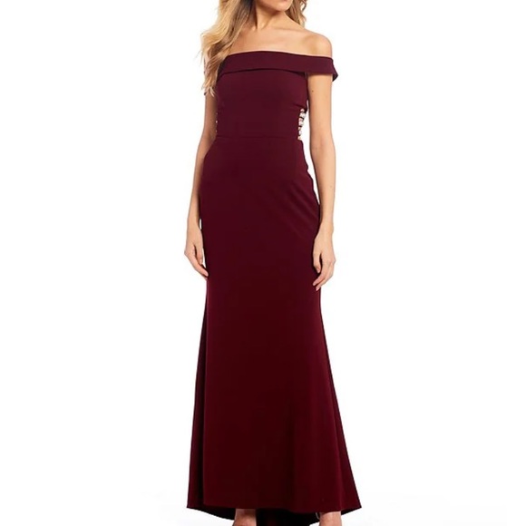 Xtraordianry fitted long dress - Picture 1 of 3